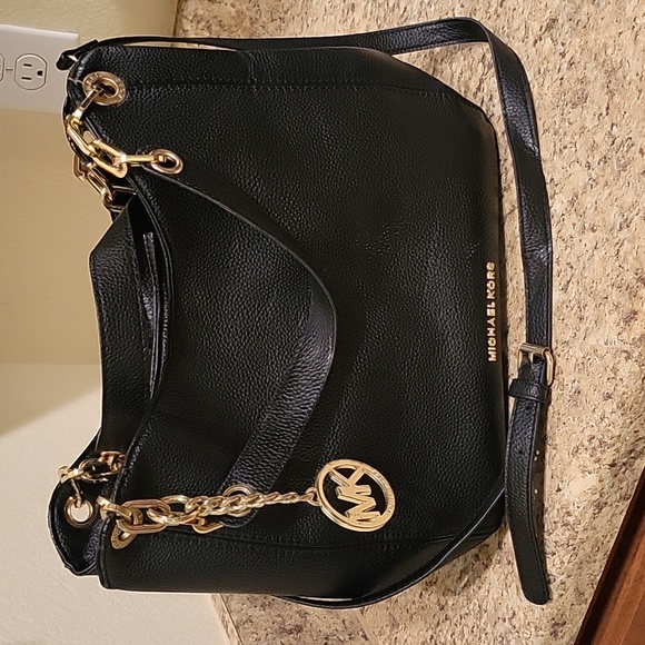 ***FINAL***MICHAEL KORS BLACK PEBBLE LEATHER PURSE - Picture 1 of 16